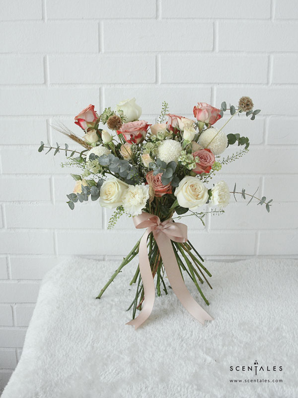 casablanca-bridal-flower-bouquet-hand-tied-01-600x800 (Pre-order) Casablanca Bridal Flower Bouquet - Image 3