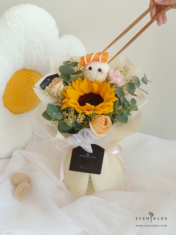 golden-days-flower-bouquet-01-600x800 (Pre-order) Golden Day Petite Flower Bouquet - Image 1