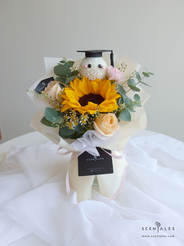 golden-days-flower-bouquet-03-600x800 (Pre-order) Golden Day Petite Flower Bouquet - Image 4