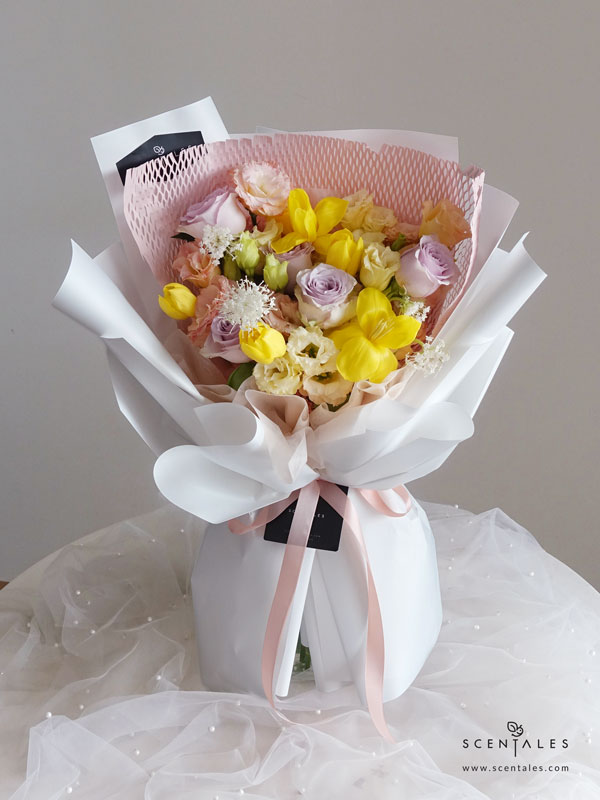 dear-sunshine-fresh-flower-bouquet-01-600x800 (Pre-order) Dear Sunshine Flower Bouquet - Image 1