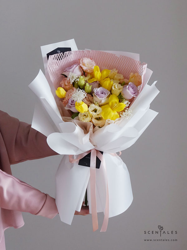 dear-sunshine-fresh-flower-bouquet-03-600x800 (Pre-order) Dear Sunshine Flower Bouquet - Image 3